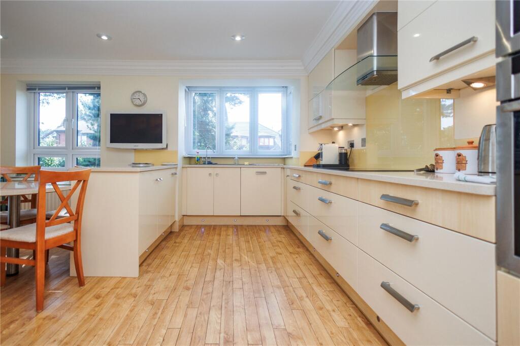 Additional property image - Ravine Road, Canford Cliffs, Poole, Dorset, BH13