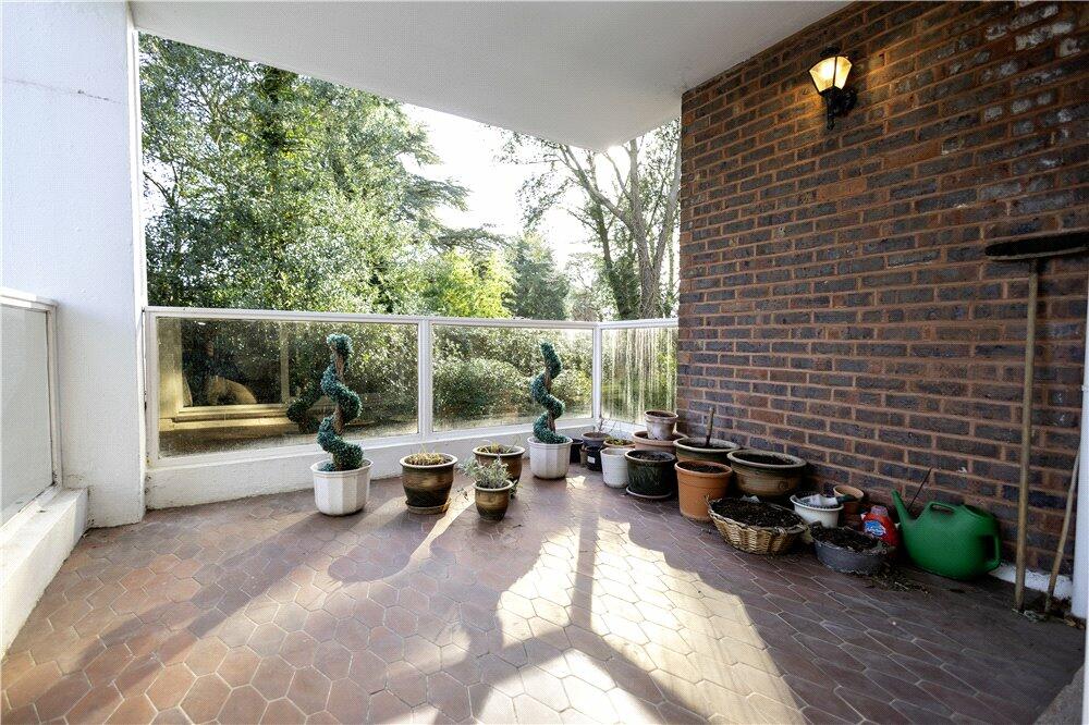 Additional property image - 3, Forsyte Shades, 82 Lilliput Road, Poole, BH14