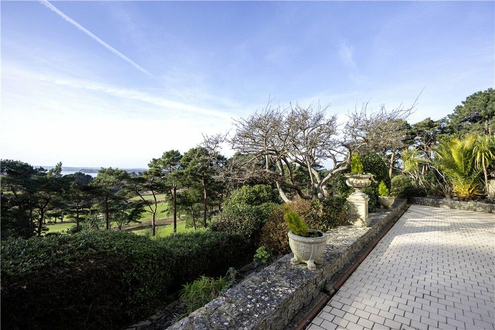Additional property image - 3, Forsyte Shades, 82 Lilliput Road, Poole, BH14