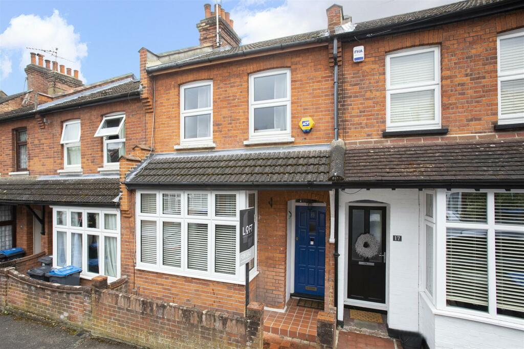 Main image of property: Sunnydene Road, Purley