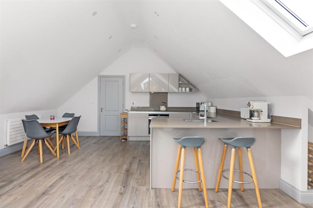Additional property image - Woodcote Valley Road, Purley