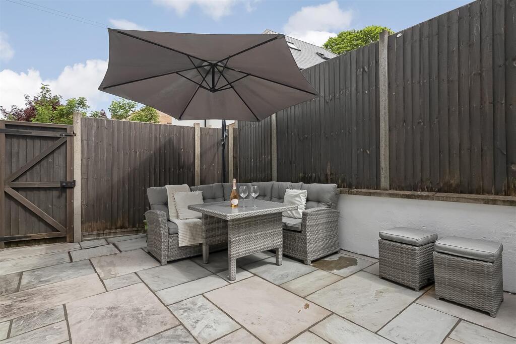 Main image of property: Westview Avenue, Whyteleafe