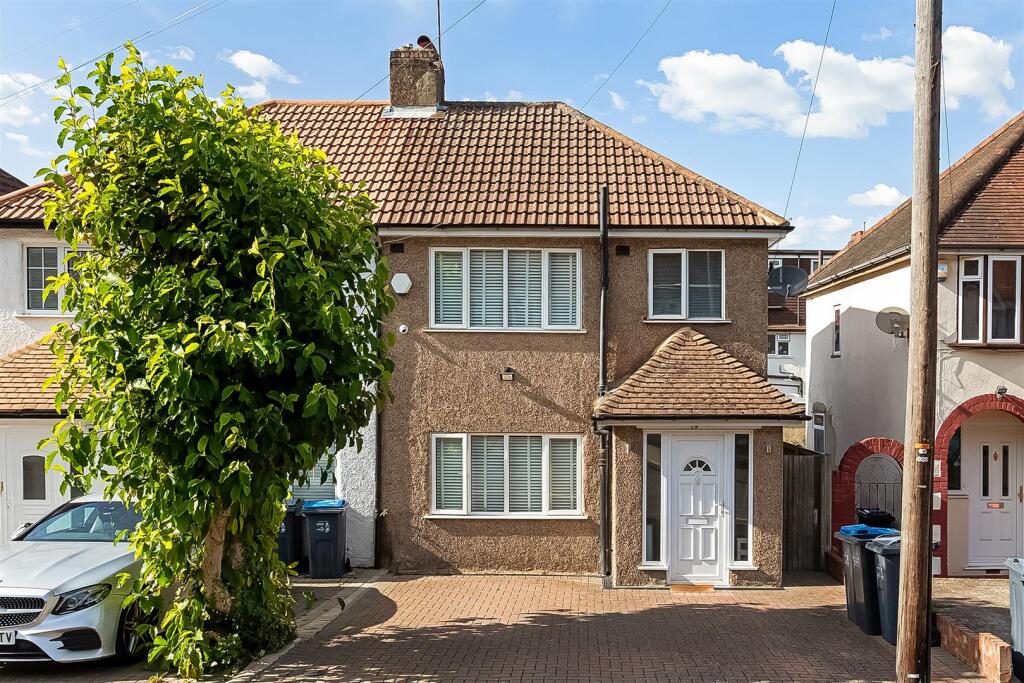 Main image of property: Glenn Avenue, Purley