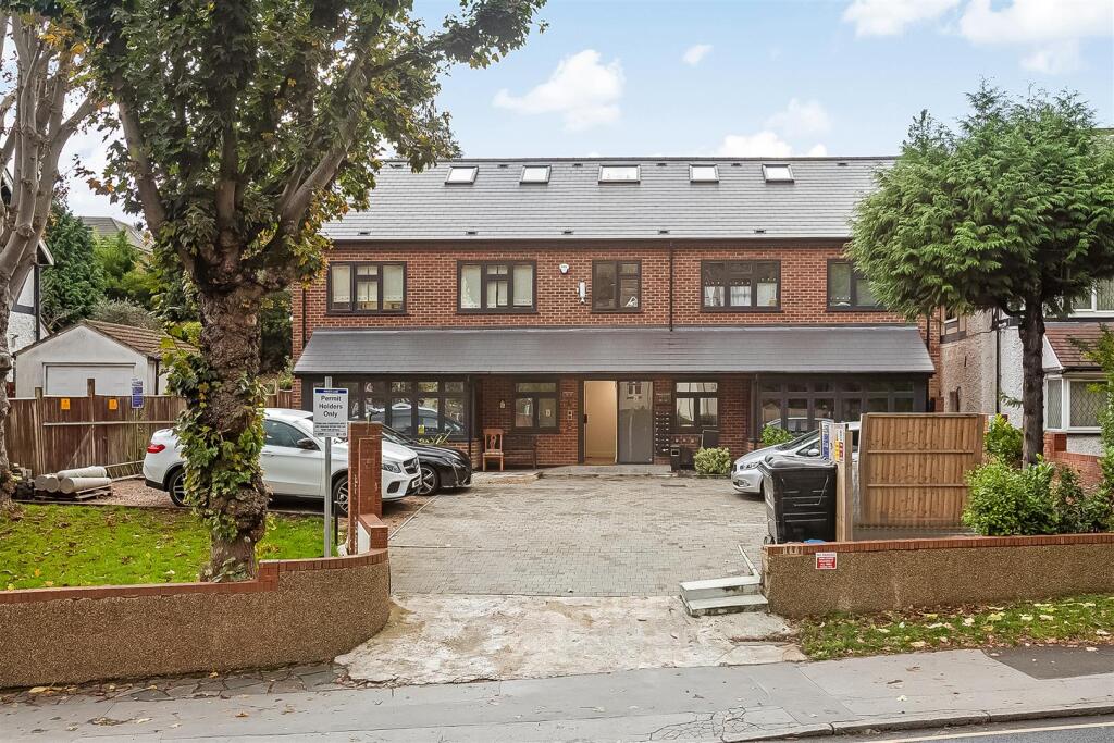 Main image of property: Kunle Court, Banstead Road, Purley