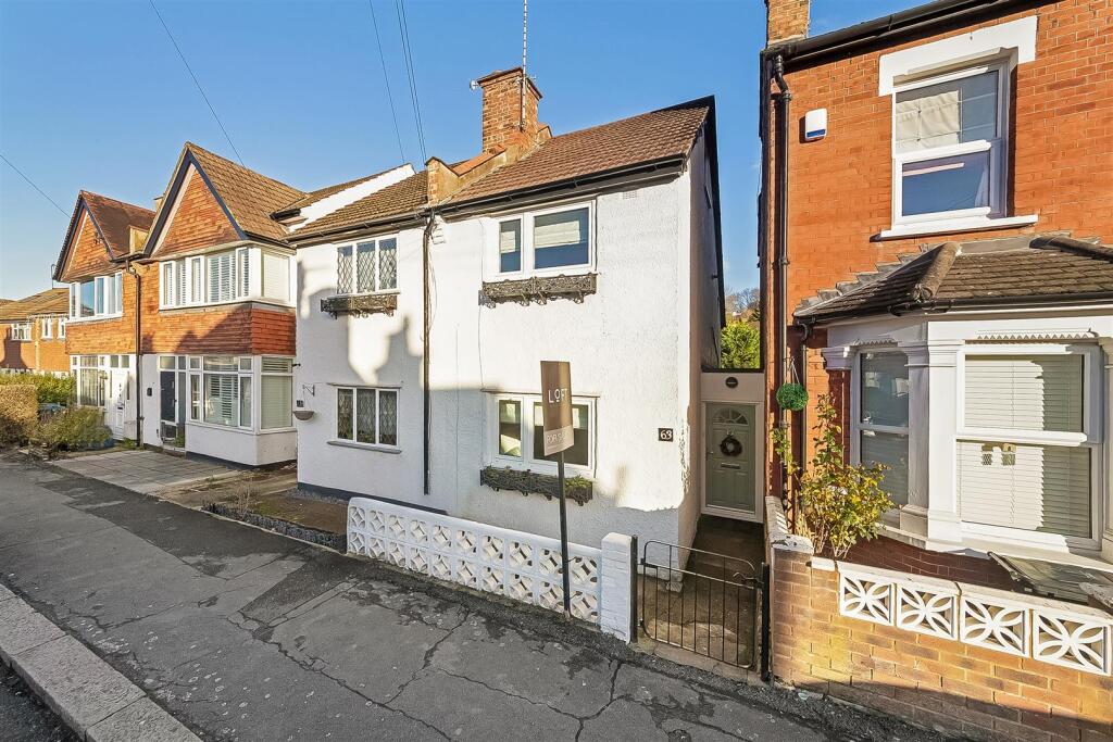 Main image of property: Purley Vale, Purley