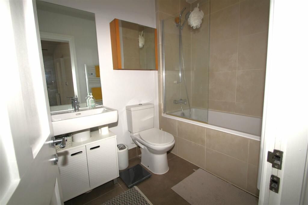 Additional property image - Old St. Michaels Drive, Braintree, CM7 2AN