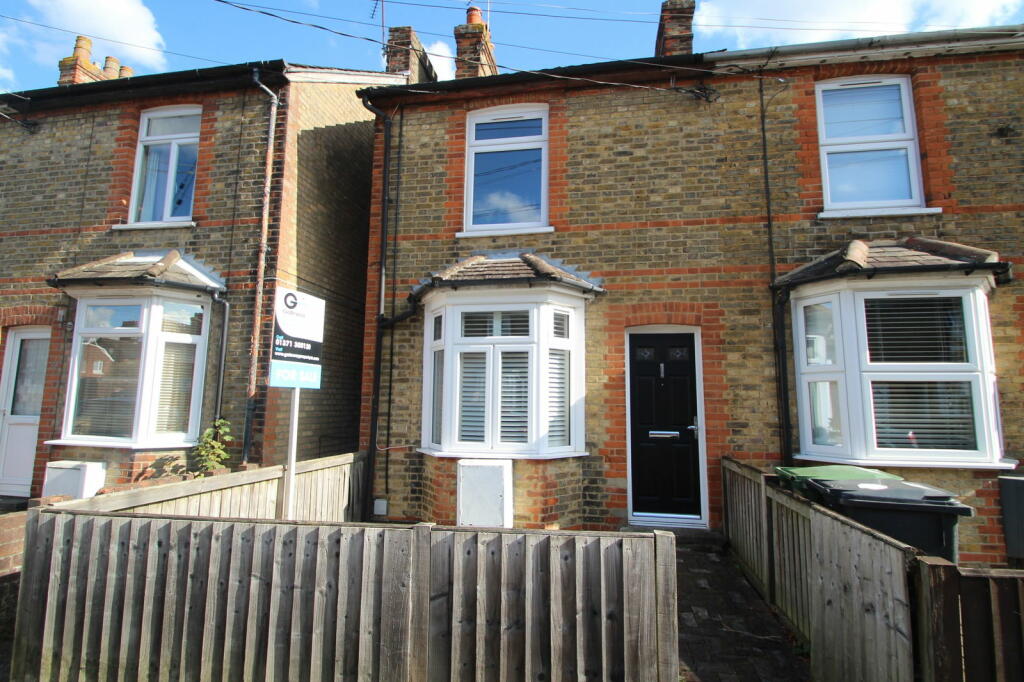 Main image of property: Grenville Road, Braintree, Essex, CM7 2PW