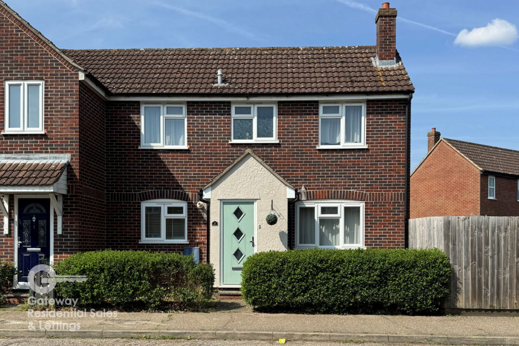 Main image of property: Beckers Green Road, Braintree, Essex, CM7 3PR