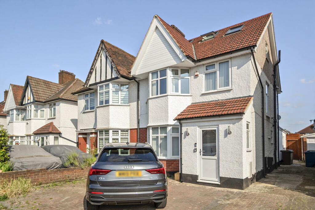 5 bedroom semi-detached house