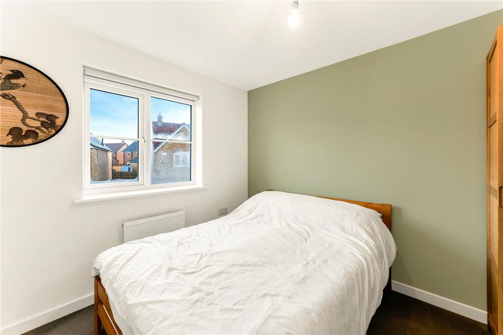 Additional property image - Waterton Way, Bishops Tachbrook, Warwickshire, CV33
