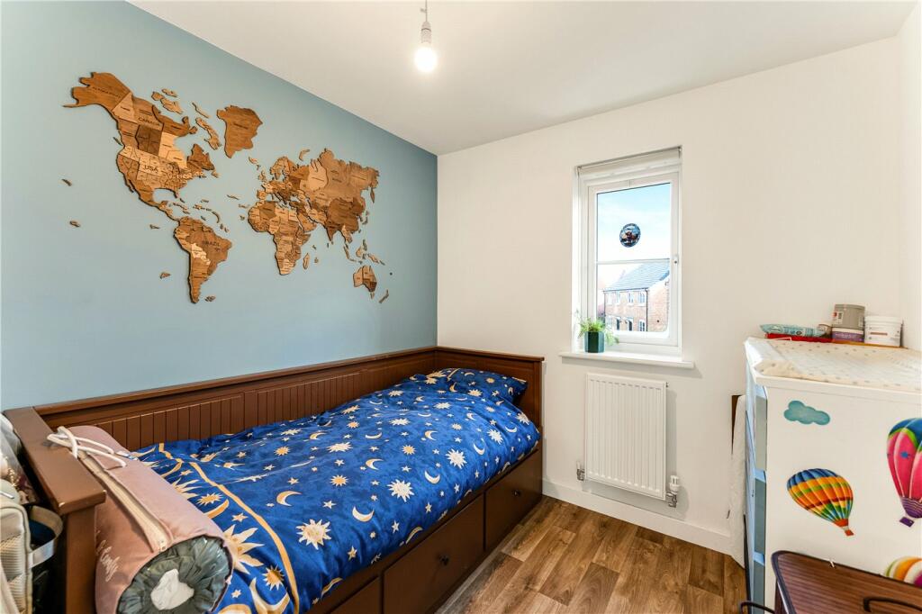 Additional property image - Waterton Way, Bishops Tachbrook, Warwickshire, CV33