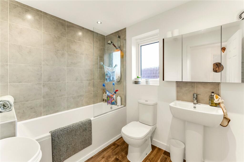 Additional property image - Waterton Way, Bishops Tachbrook, Warwickshire, CV33
