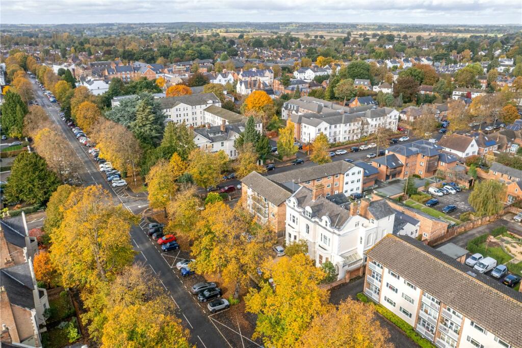 Additional property image - Binswood Avenue, Leamington Spa, Warwickshire, CV32