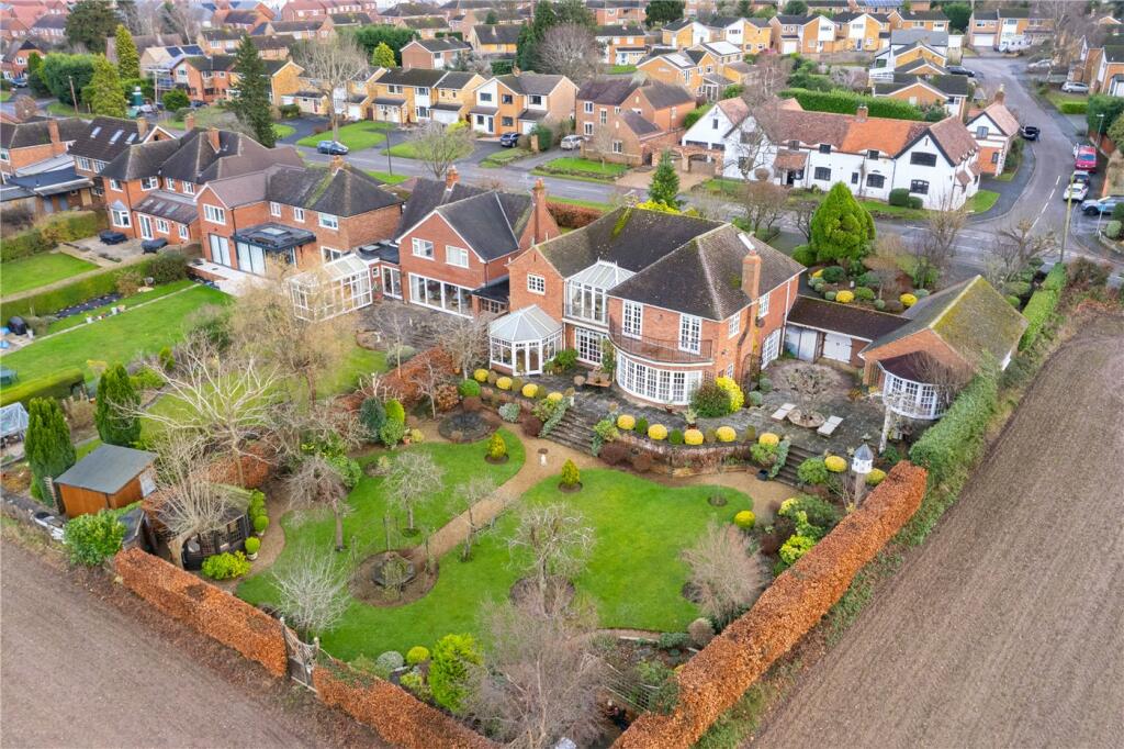 Additional property image - Offchurch Lane, Radford Semele, Leamington Spa, Warwickshire, CV31