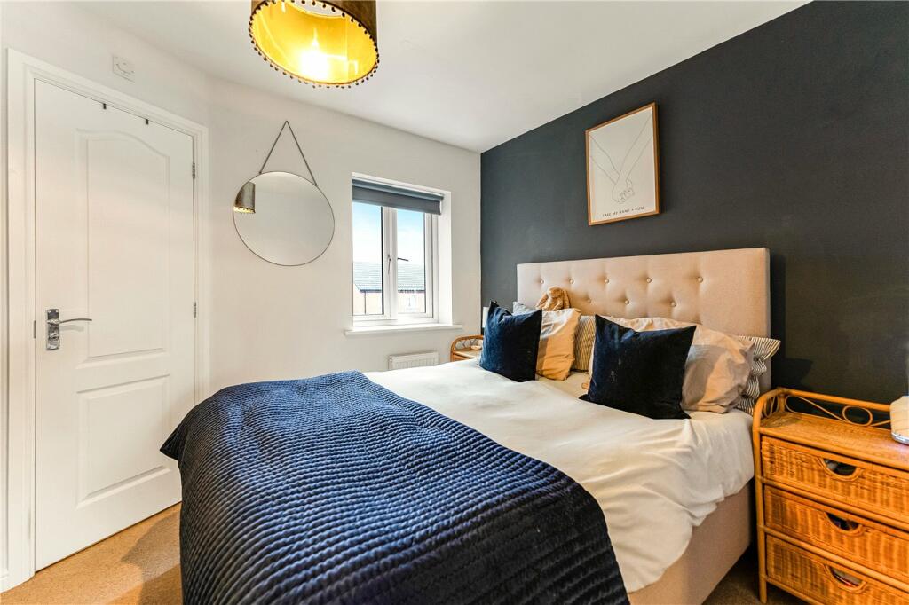 Additional property image - Burgundy Gardens, Leamington Spa, Warwickshire, CV31