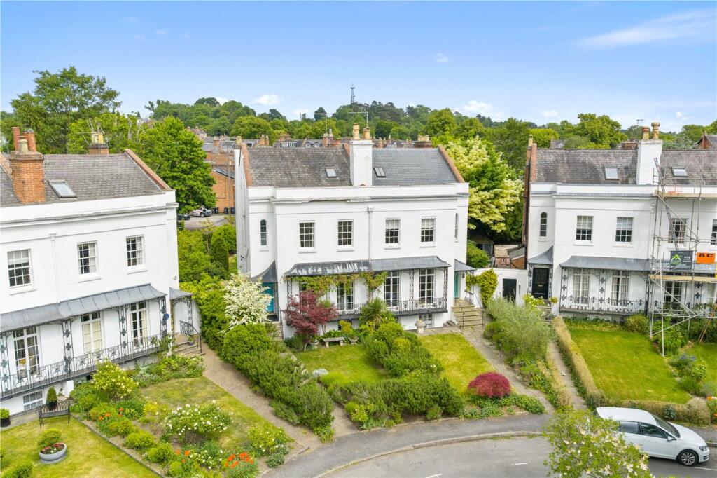 Main image of property: Lansdowne Circus, Leamington Spa, Warwickshire, CV32