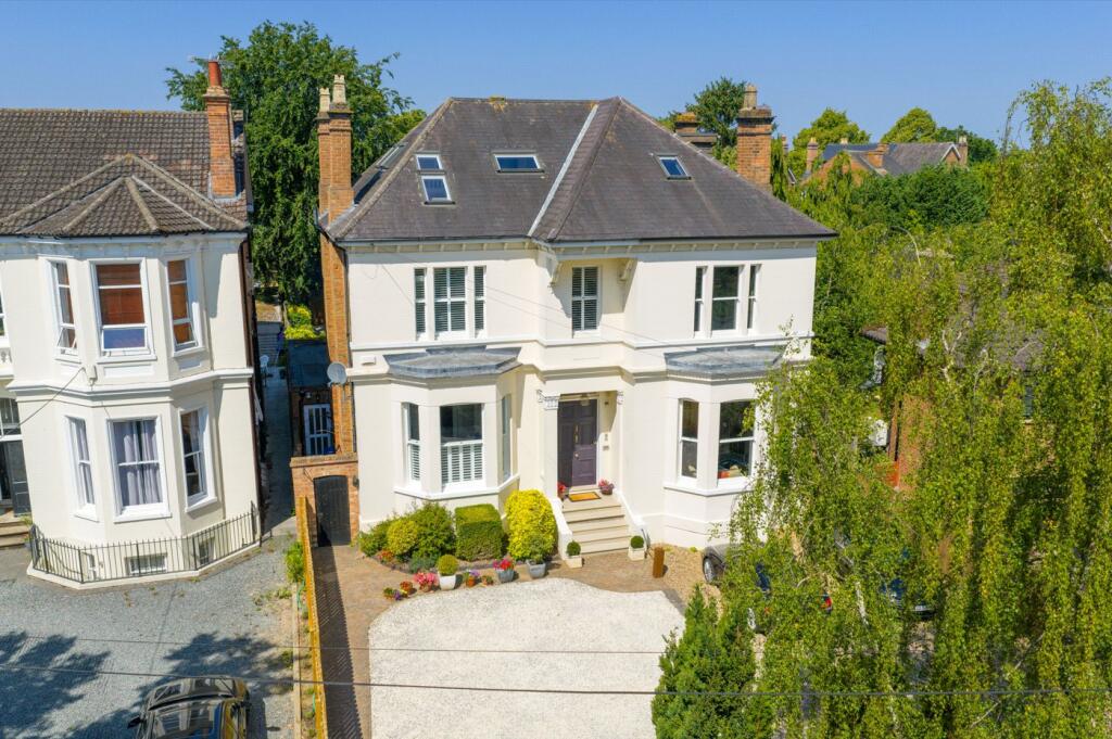 Main image of property: Lillington Road, Leamington Spa, Warwickshire, CV32