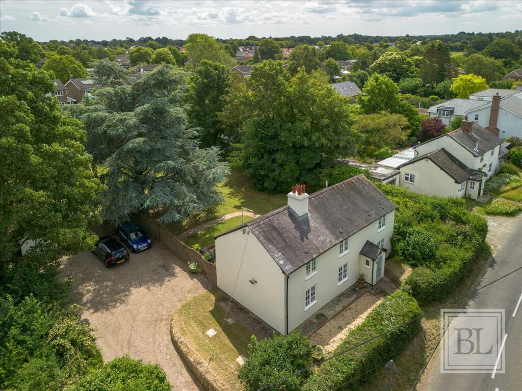 4 bedroom detached house for sale in Mill Hill, Capel St Mary, Ipswich, IP9