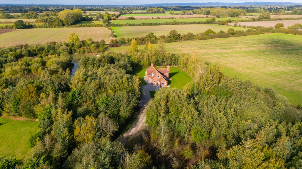 Main image of property: Lakeside Cottages, Foggathorpe, Selby