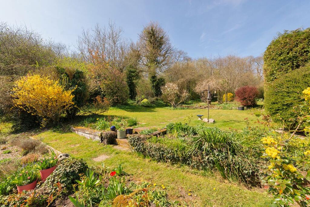 Main image of property: Pizien Well Road, Wateringbury, ME18 5HX