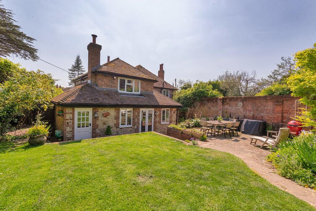 Main image of property: St. Marys Road, Wrotham, Sevenoaks, TN15 7AP