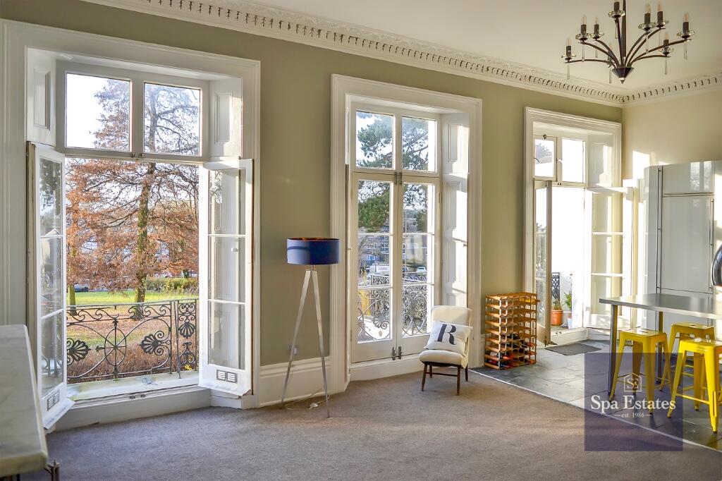 Additional property image - Discreet Listing - Over 1000 sq ft with balcony views over Clarendon Square Gardens