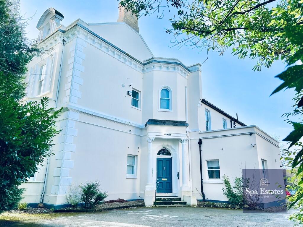 Main image of property: Kenilworth Road, Leamington Spa, CV32