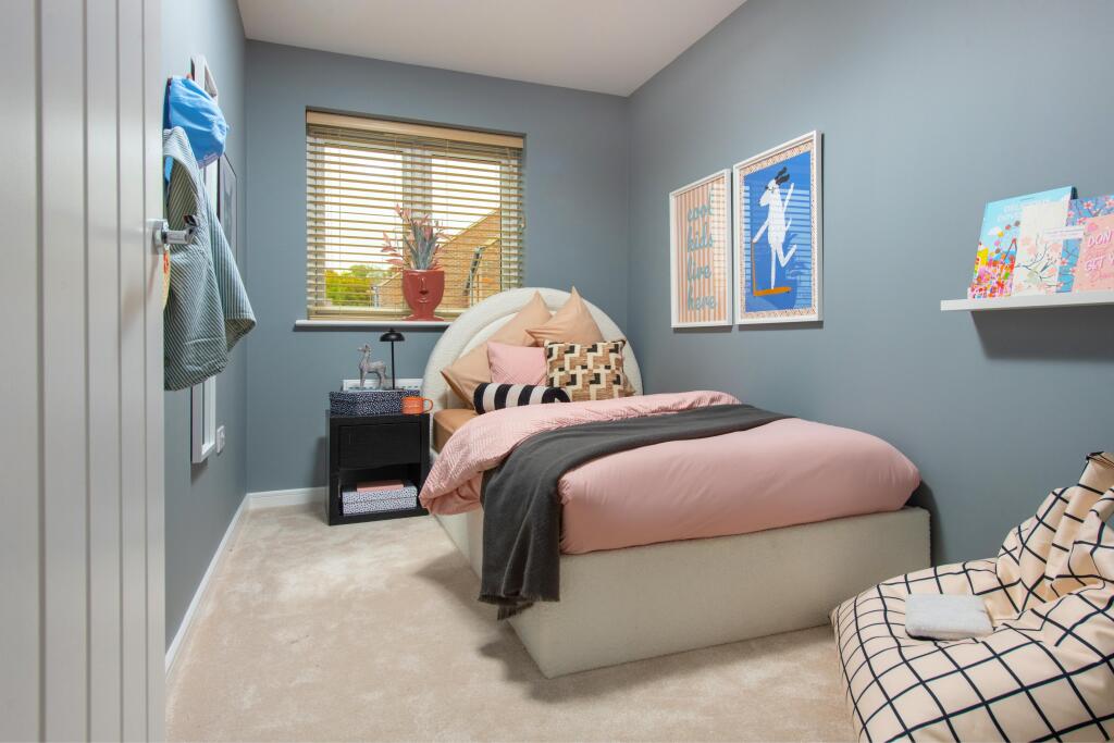 Main image of property: Tring Gardens,
Harold Hill,
Romford,
RM3 9ES