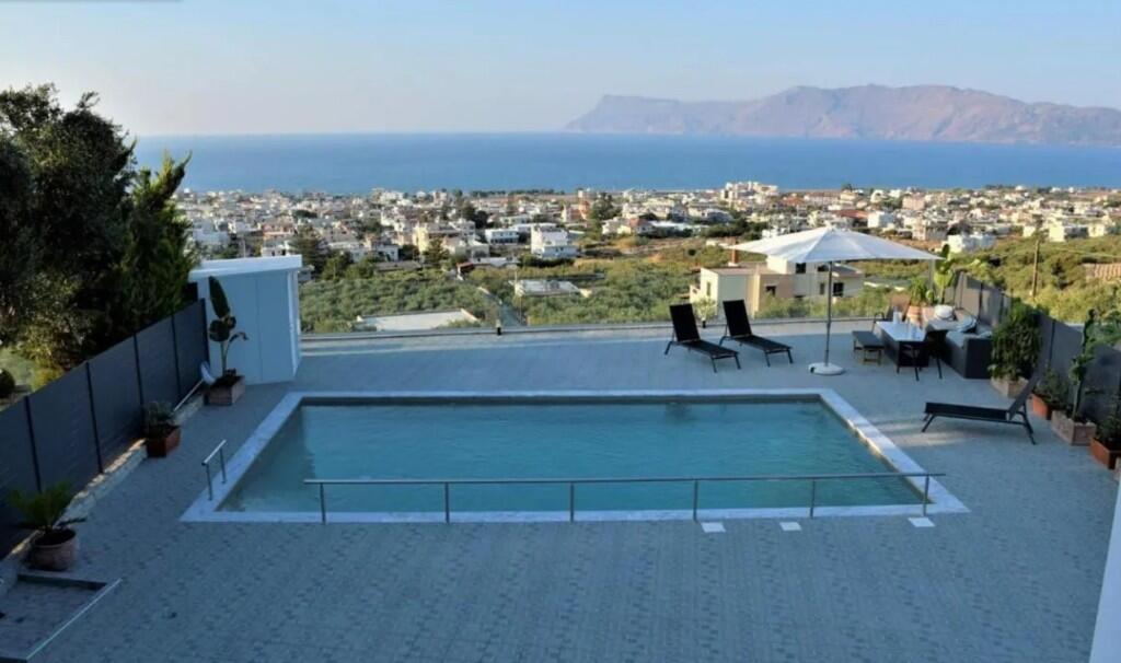 Main image of property: Kissamos, Chania, Crete