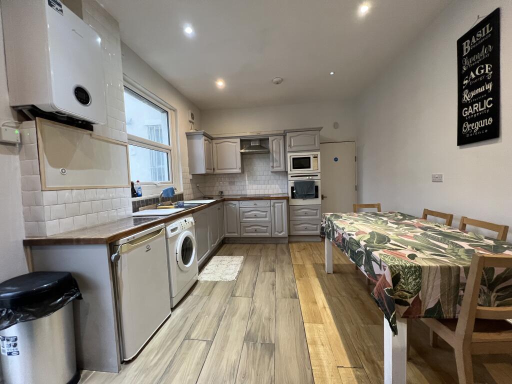 Additional property image - A Gloucester Road, Horfield, Bristol,