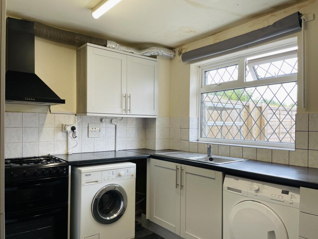 Additional property image - Whinchat Gardens, Bristol,