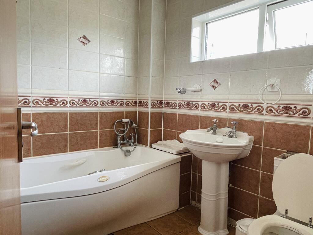 Additional property image - Whinchat Gardens, Bristol,