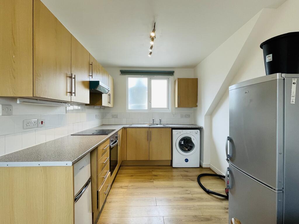 Additional property image - a Alberton Road, Bristol,