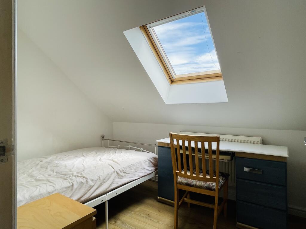 Additional property image - a Alberton Road, Bristol,