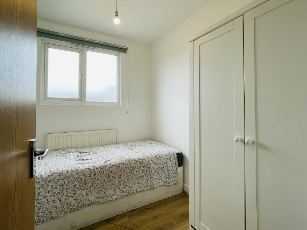 Additional property image - a Alberton Road, Bristol,
