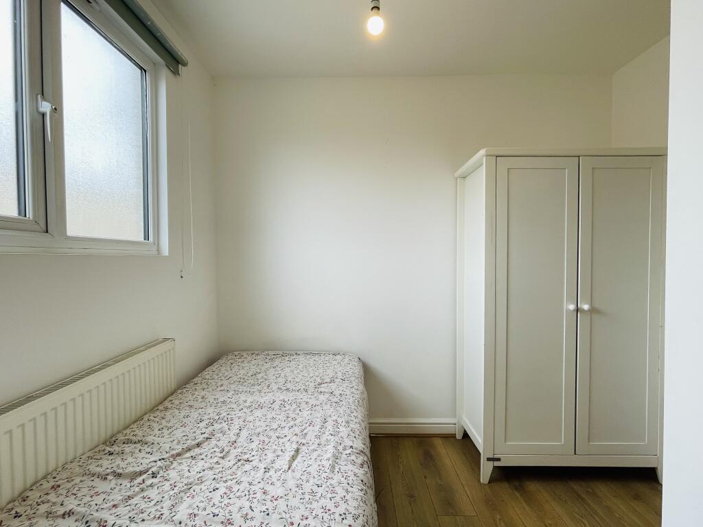 Additional property image - a Alberton Road, Bristol,