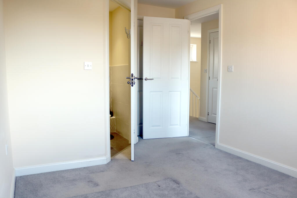 Additional property image - Wood Street, Patchway, Bristol, Gloucestershire