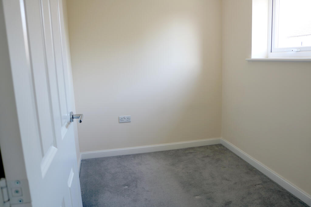 Additional property image - Wood Street, Patchway, Bristol, Gloucestershire