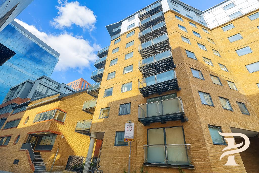 Main image of property: Merchants Place, Reading