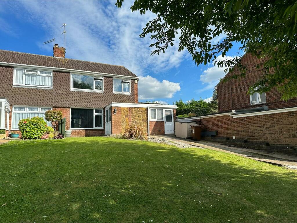 3 bedroom semi-detached house for sale in Spinney Hill Road, Parklands, Northampton NN3