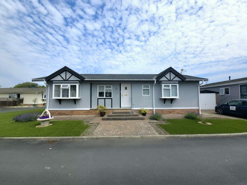 2 bedroom park home for sale in 38 Willowgrove Park, Sandy Lane