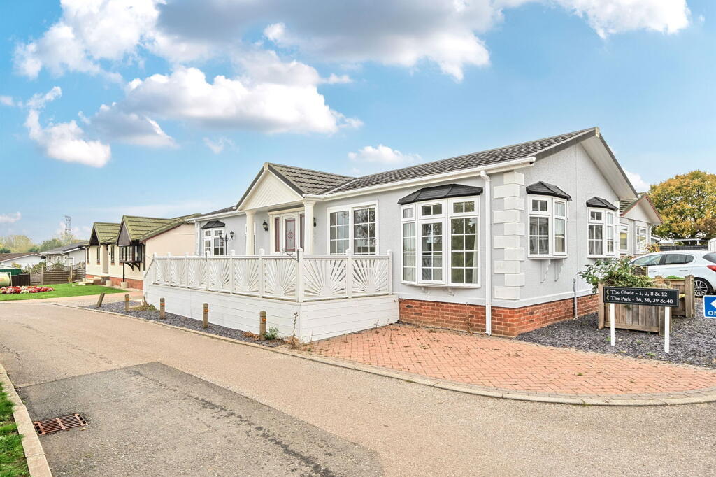 Main image of property: The Glade, Ranksborough Hall, Langham, Oakham, Rutland, LE15 7GN