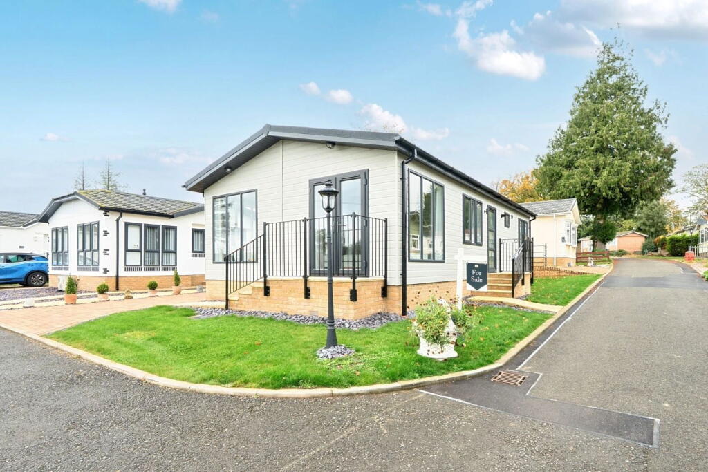 Main image of property: The Park, Ranksborough Hall Park, Langham, Oakham, Rutland, LE15 7EL