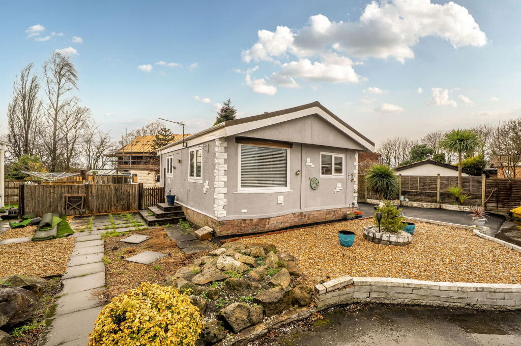 Main image of property: Willow Crescent, Cuerden Residential Park, Leyland, Lancashire, PR25 5PB