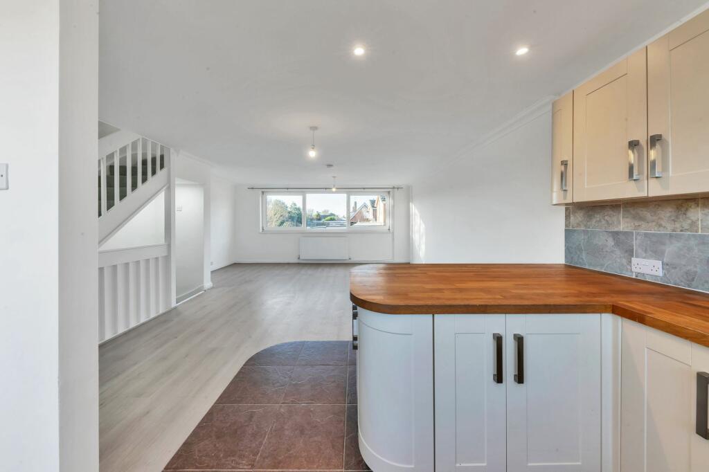 Additional property image - Fielden Way, Newmarket, CB8