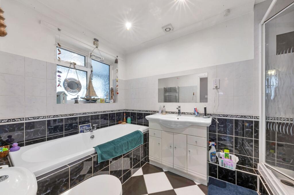 Additional property image - Orchard Row, Soham, CB7