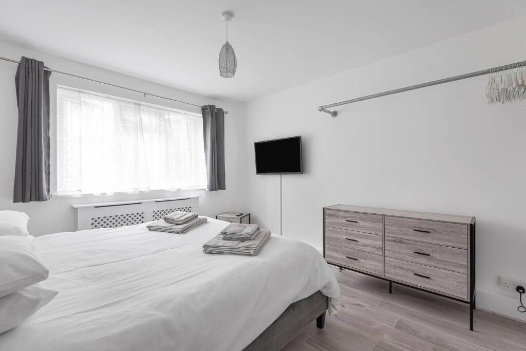 Main image of property: Junction Road, London, N19