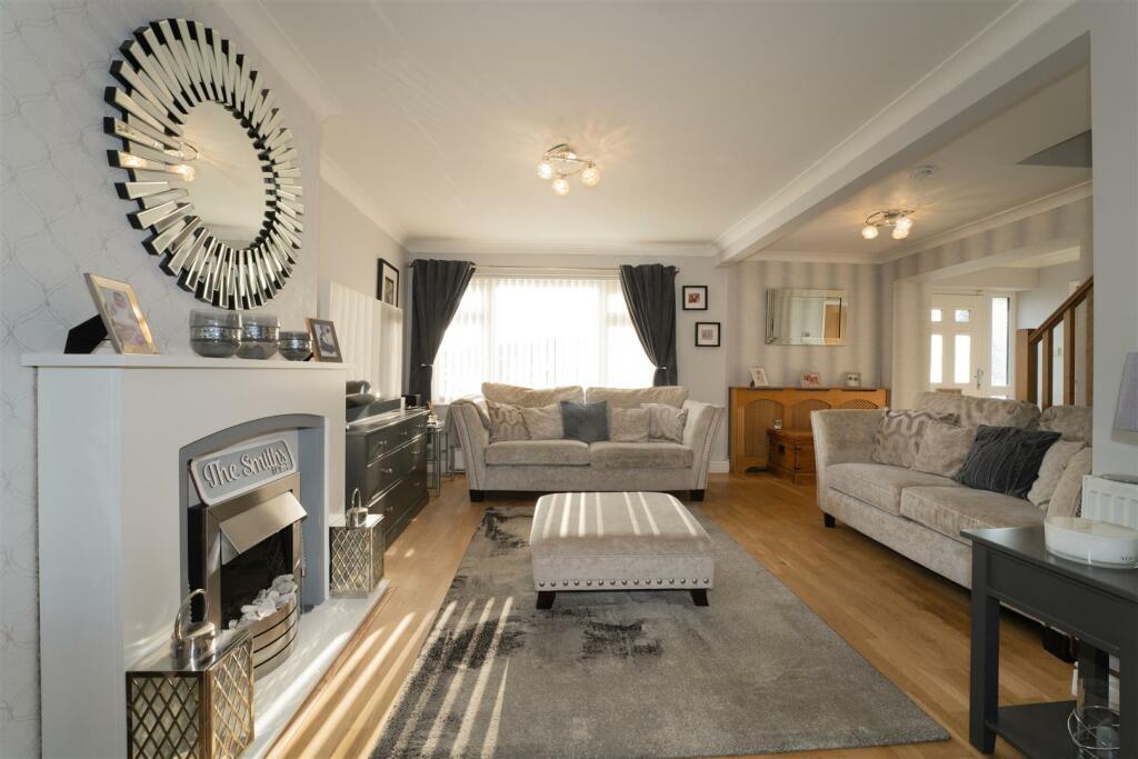Additional property image - Frobisher Way, Gravesend
