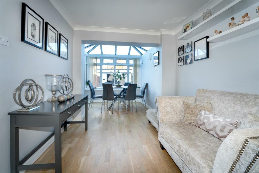 Additional property image - Frobisher Way, Gravesend