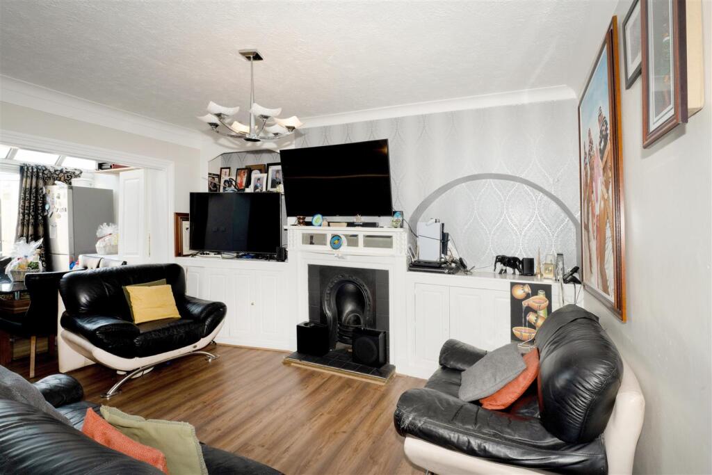 Additional property image - Maiden Lane, Crayford, Dartford